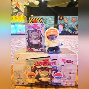 Disney GenZ Street Stich Action Figure-Flash